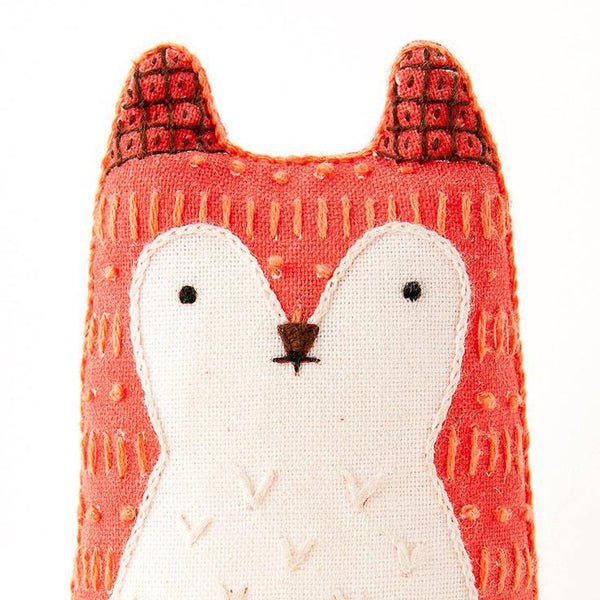 kiriki-press-embroidery-kit-