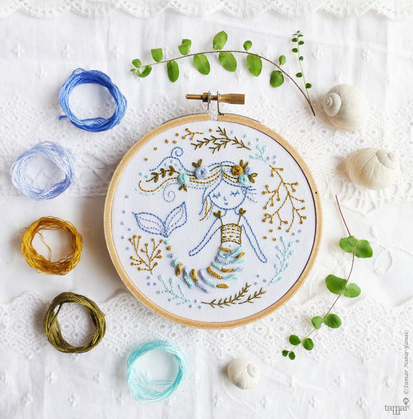 Sleepy Cat Mini Hoop Hand Embroidery Kit - Stitched Modern
