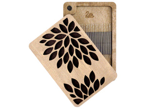 Wooden Magnetic Needle Case - Chrysanthemum