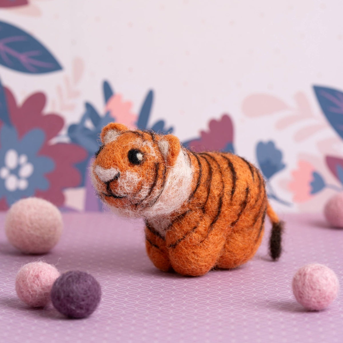 Tiger Mini Needle Felting Kit