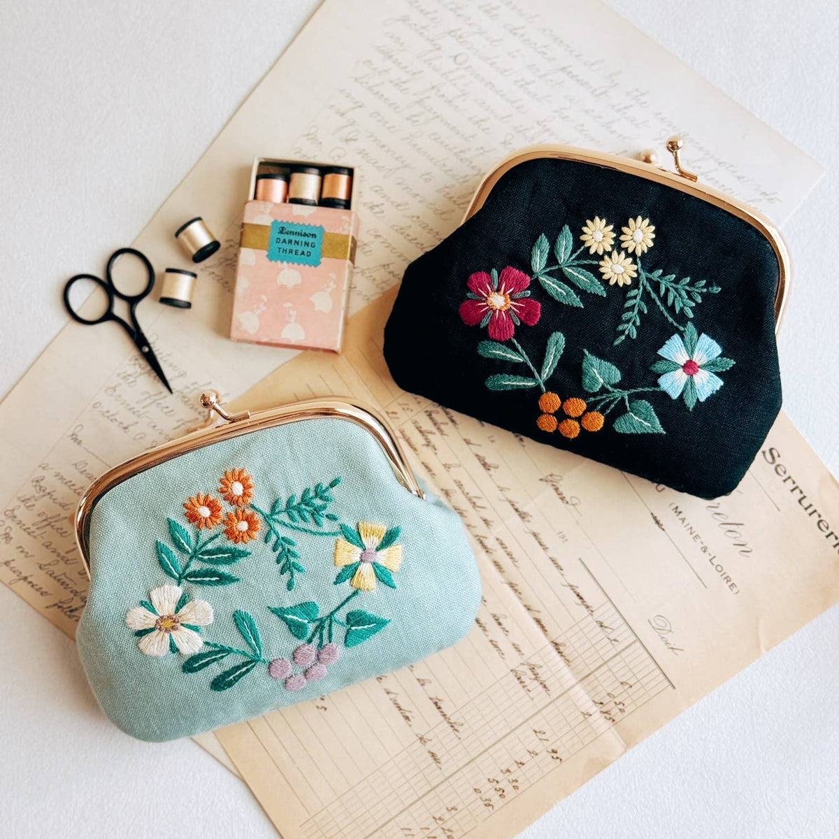 Vintage Floral Purse Kit (#ZW4754)-Stitched Modern
