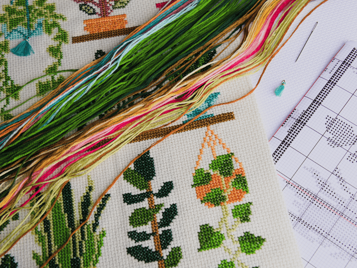 Homey Houseplants V1 Cross Stitch Kit