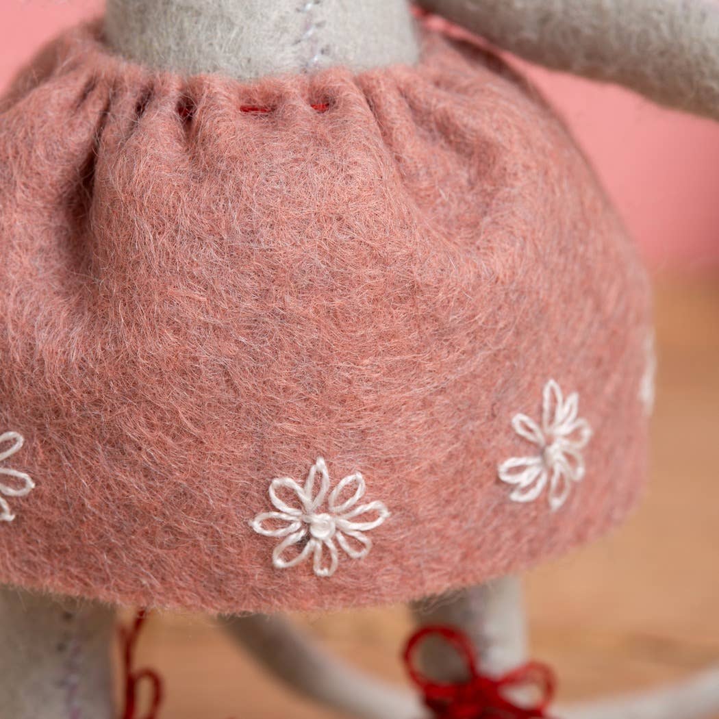 Felt Craft Mini Kit - Little Mouse the Ballet Dancer