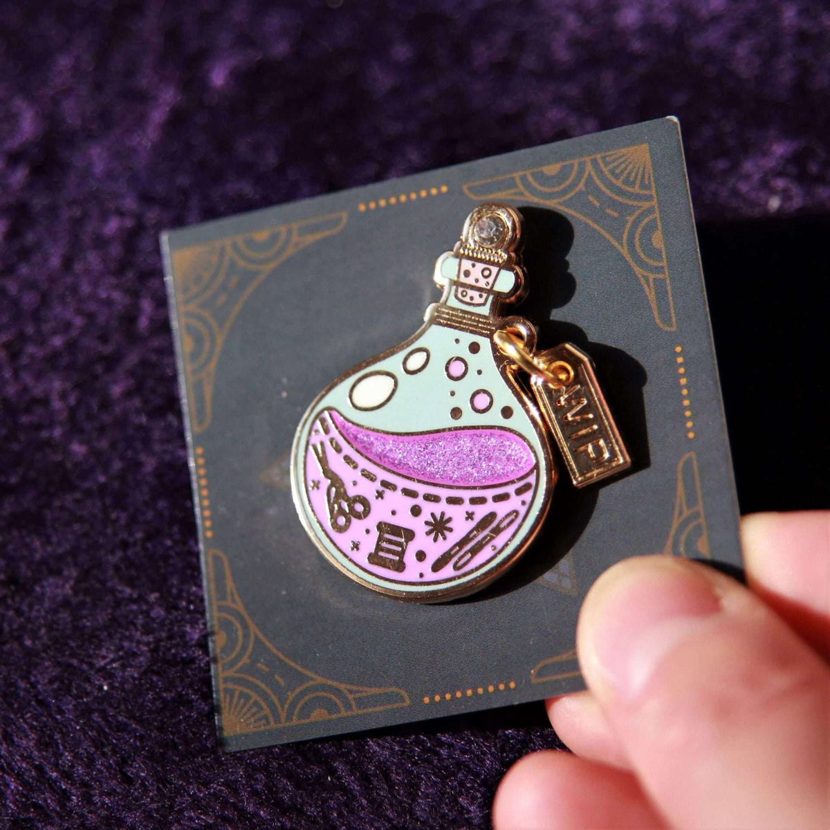 Stitchy Potion Bottle Needle Minder - Purple