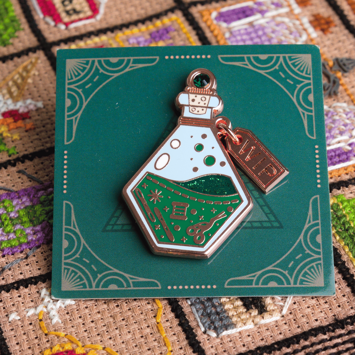 Stitchy Potion Bottle Needle Minder - Green