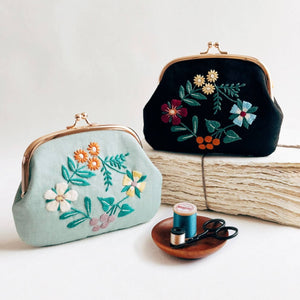 Vintage Floral Purse Kit (#ZW4754)-Stitched Modern