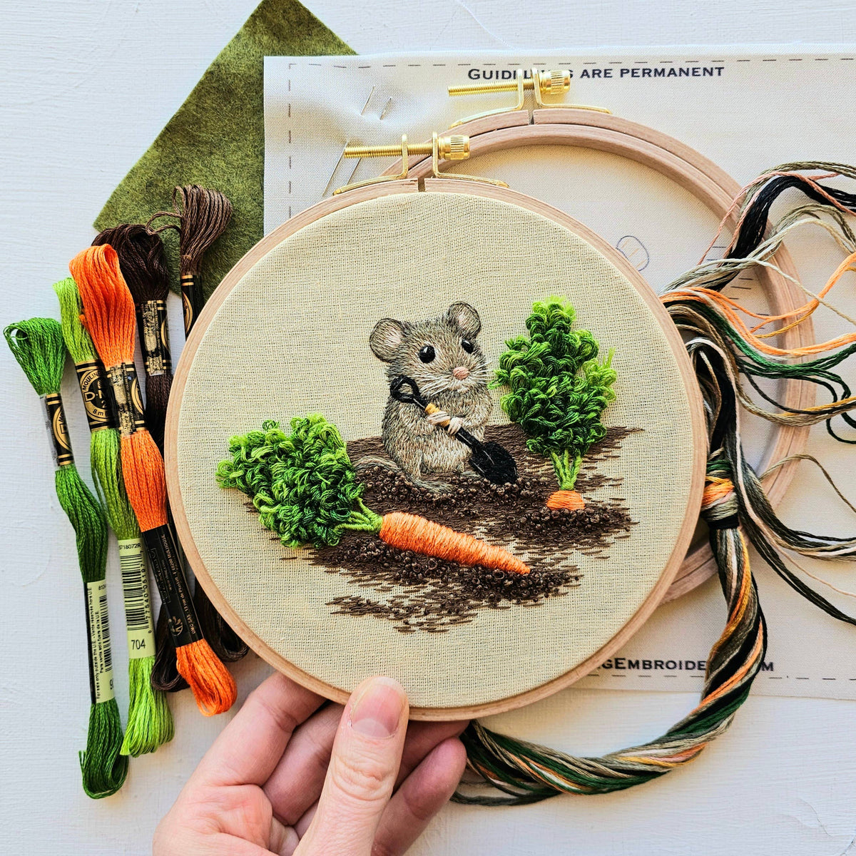 Garden Mouse Hand Embroidery Kit
