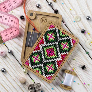 Rose Garden Bead Embroidery Needle Case Kit