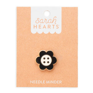 Daisy Button Magnetic Needle Minder