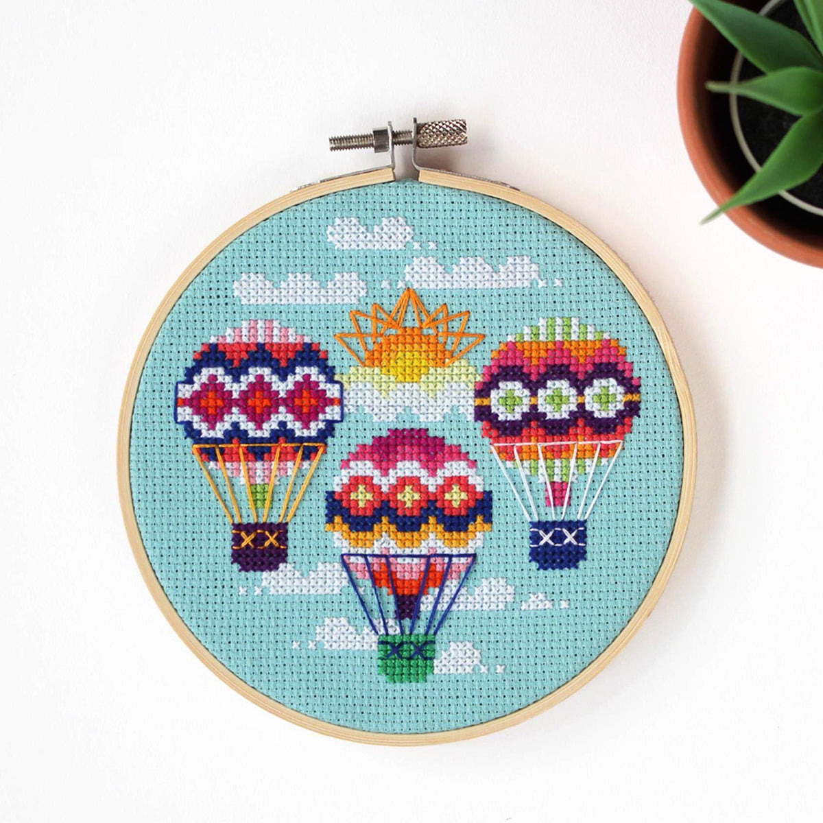 Hot Air Balloons Cross Stitch Kit