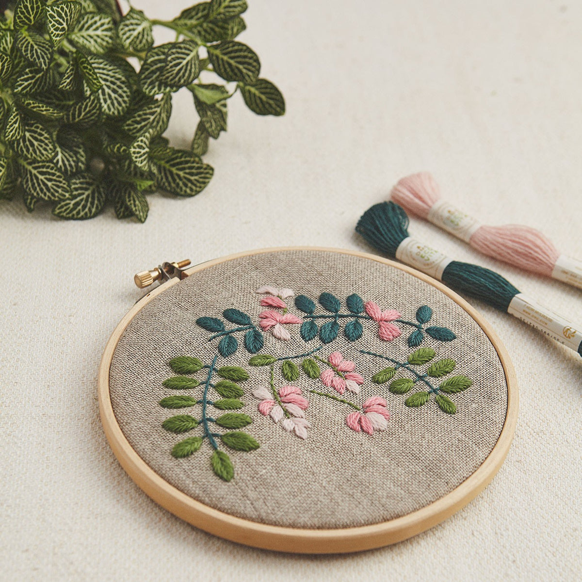 Eco Vita Indigo Flowers Embroidery Kit