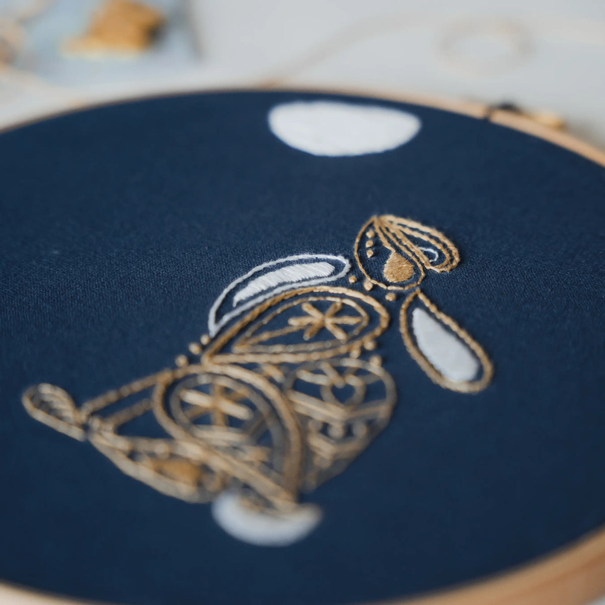 Moon Gazing Hare Hand Embroidery Kit