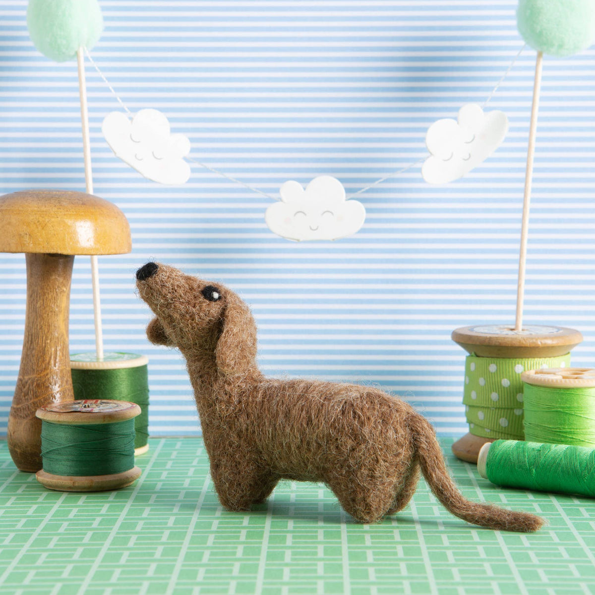 Dachshund Mini Needle Felting Kit