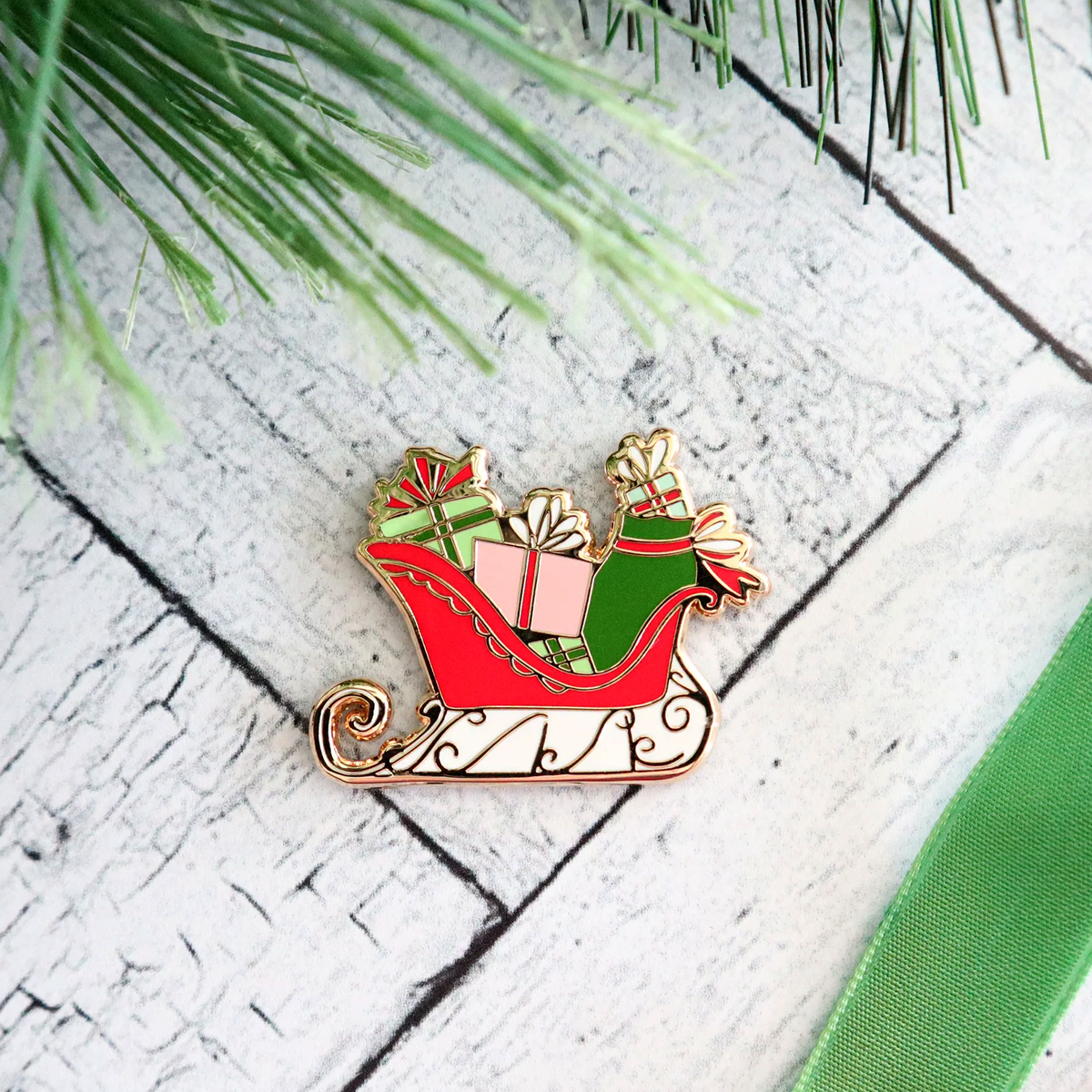 Santa's Sleigh Needle Minder