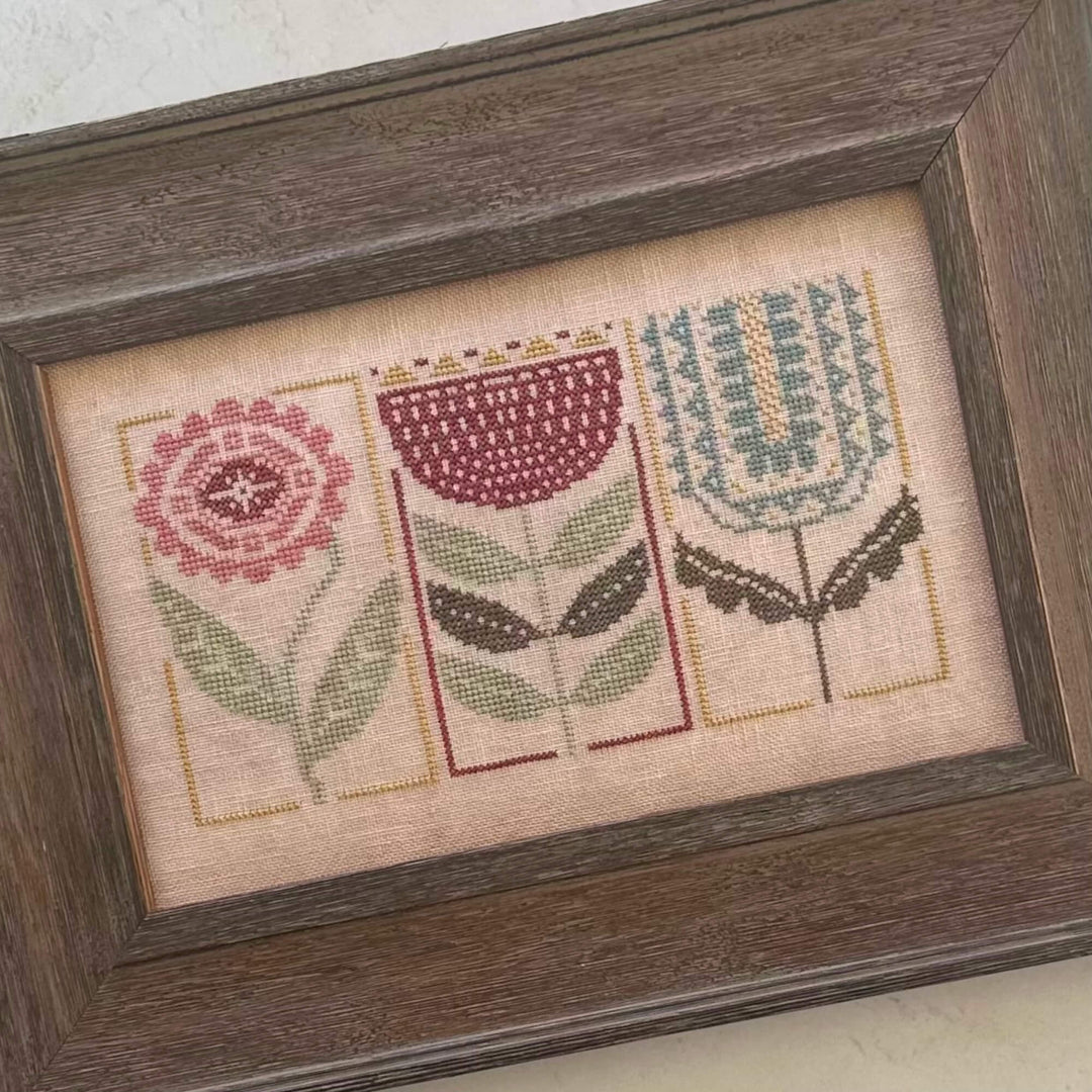 Floral Etching Cross Stitch Pattern