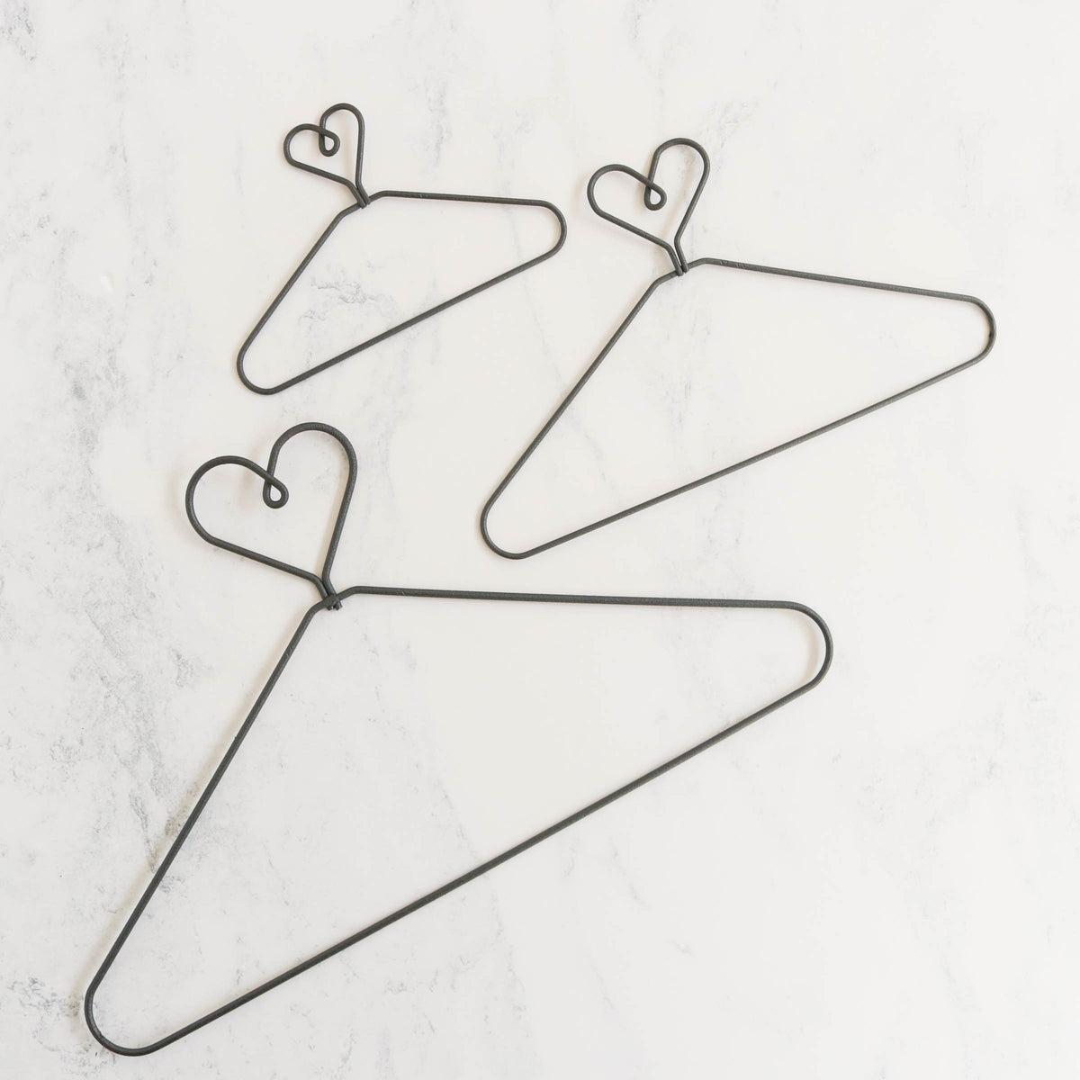 Metal Needlework Hanger with Heart Top