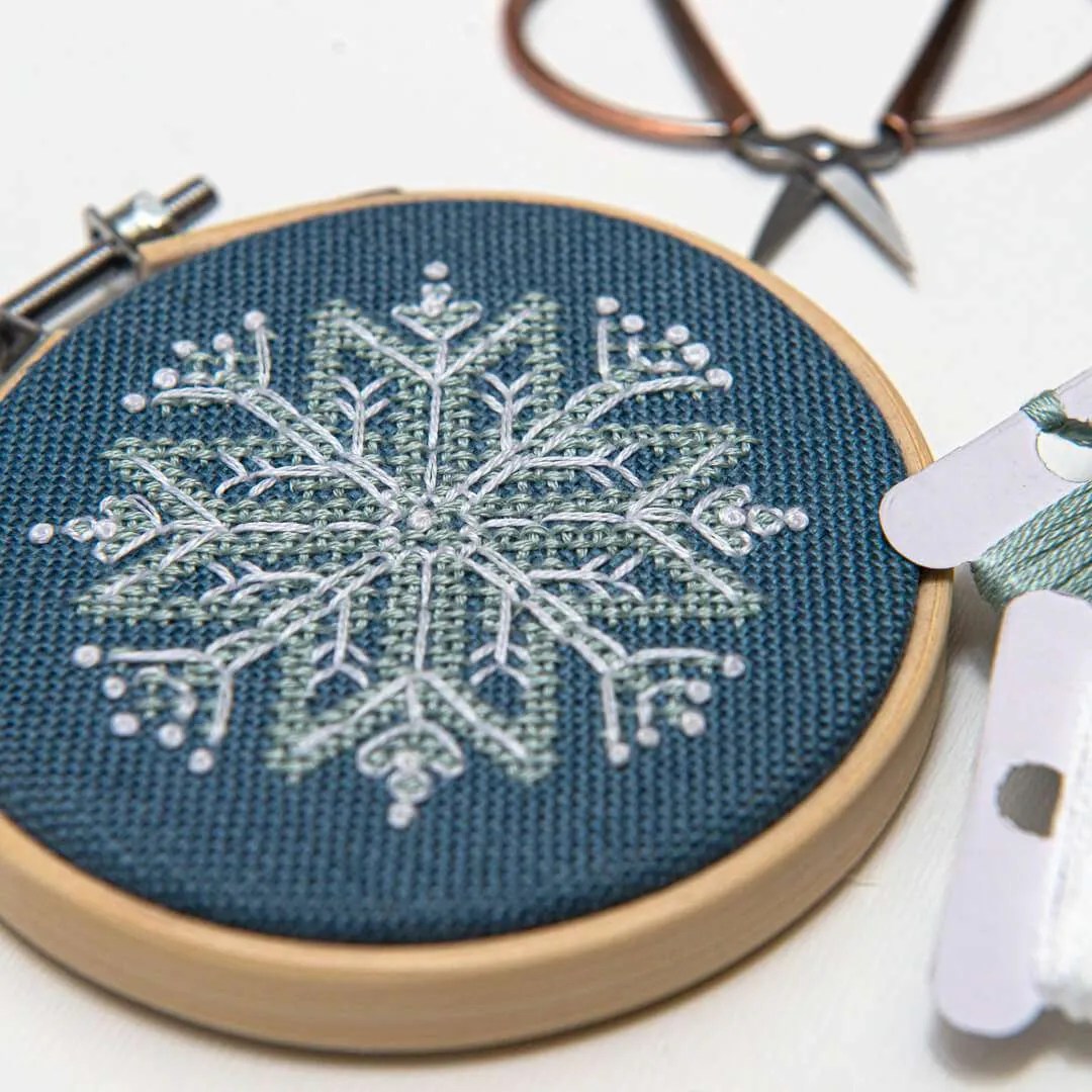 Mini Snowflake Ornaments Cross Stitch Pattern