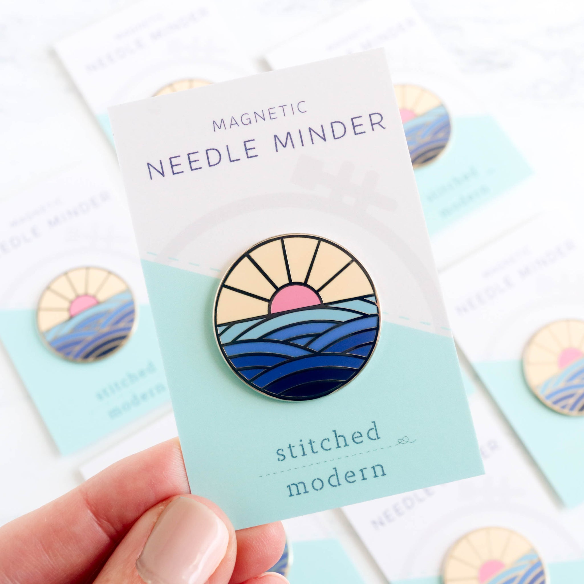 Pink Horizon Magnetic Needle Minder - Stitched Modern