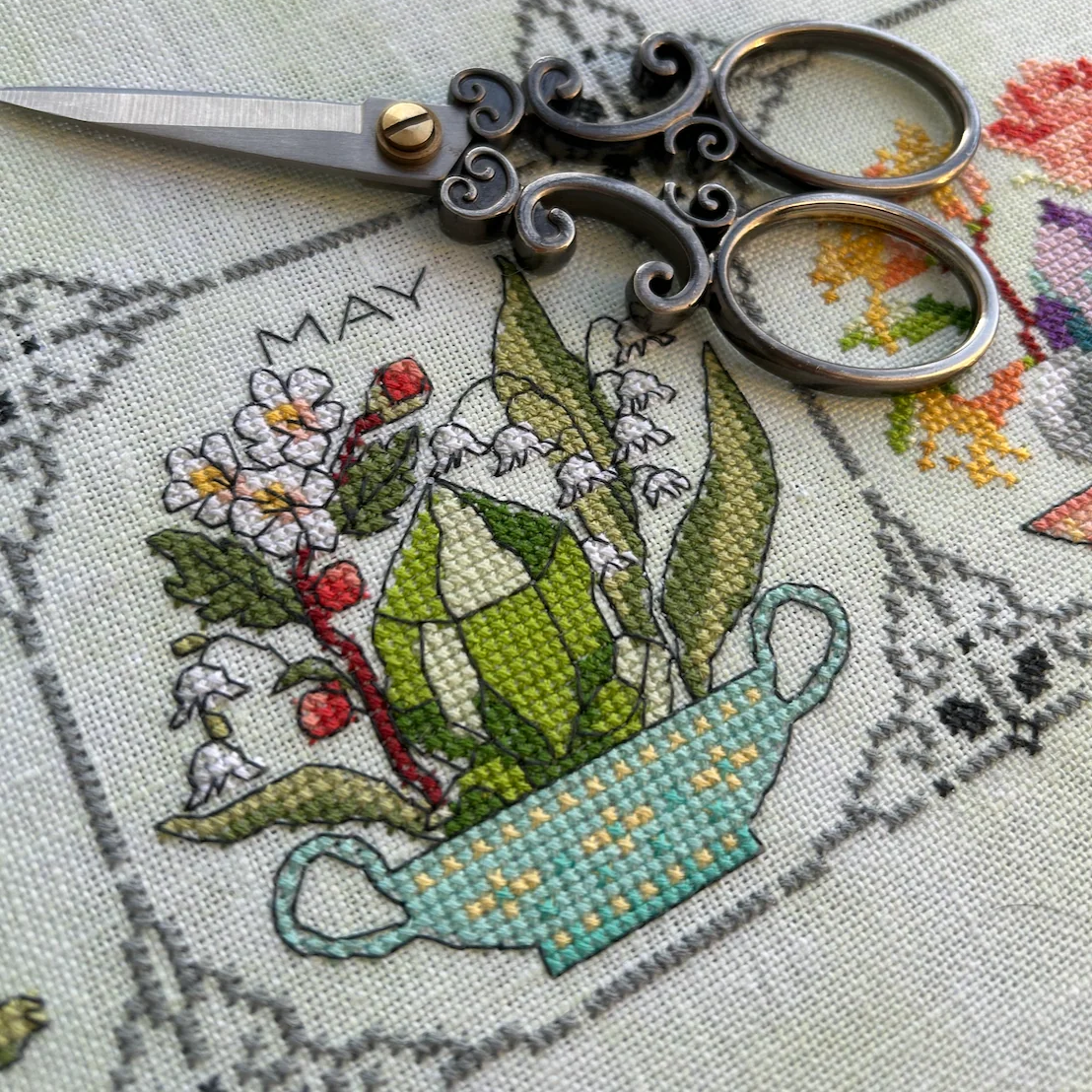 Birthstones and Flowers Cross Stitch Pattern