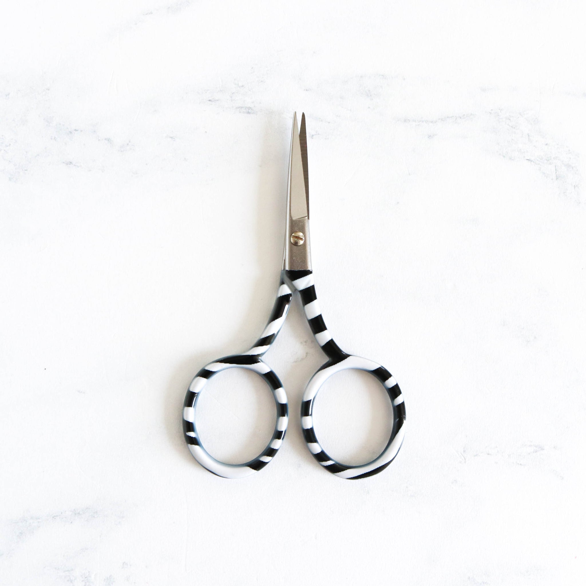 3 3/4 Black and White Zebra Print Embroidery Scissors Stainless Steel Cross  Stitch Needlepoint Small Sewing Sharp Needlework Crafts 