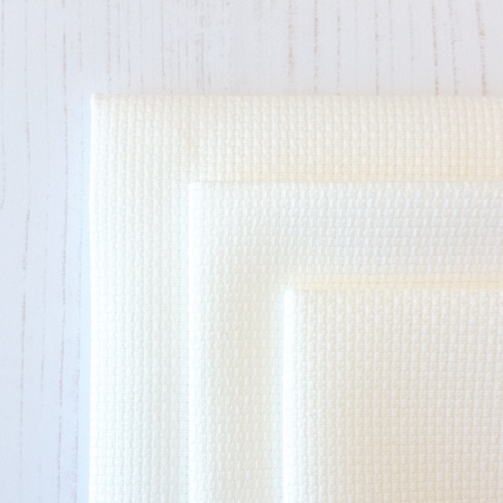 twentieth century fabrics テキスタイル Robert Allen Geometric Weave Upholstery Fabric - Konkan