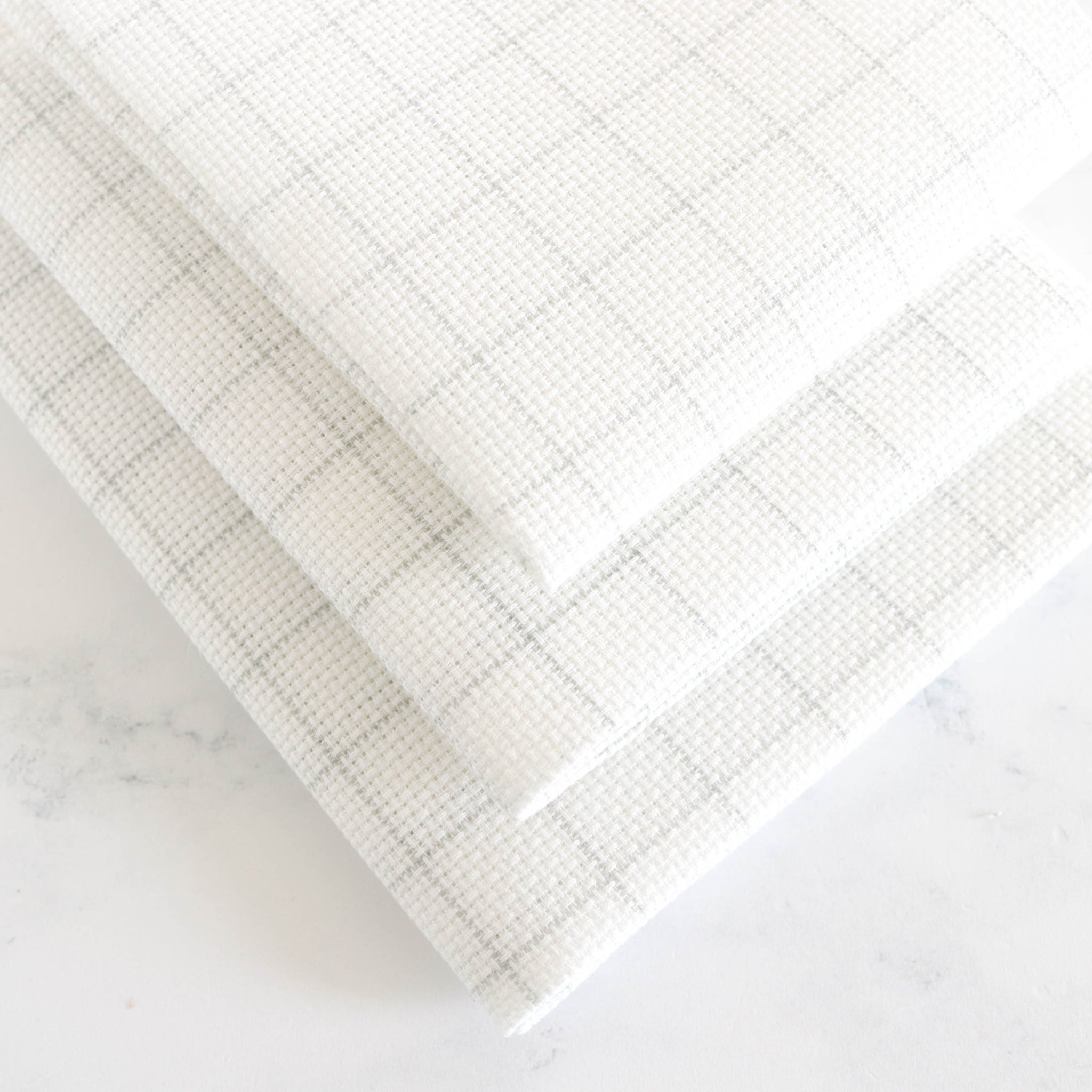 Aida Cloth 14 Count Cross Stitch Fabric,19×28inch (14CT, Off White)
