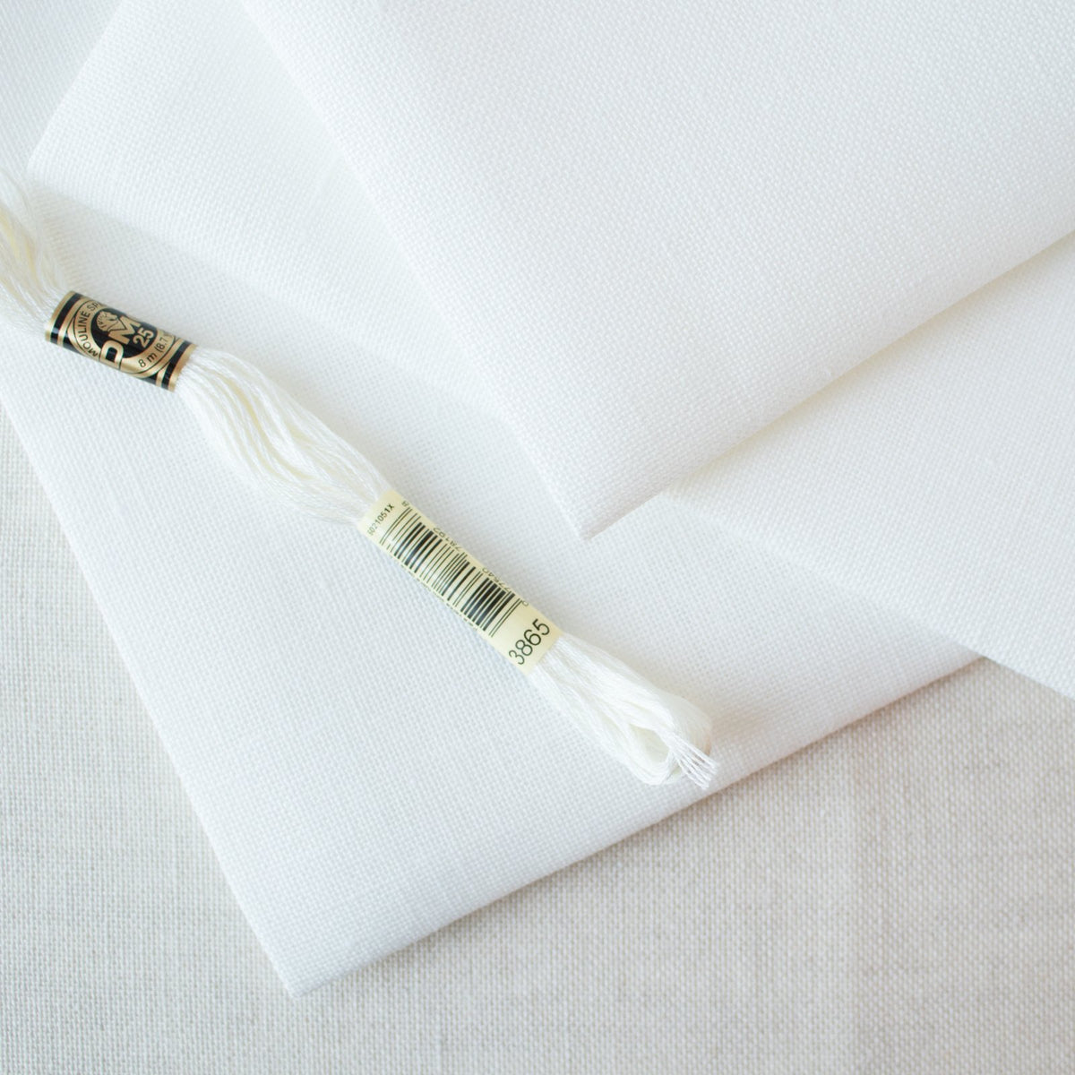 Cashel Antique White Linen Fabric - 28 count