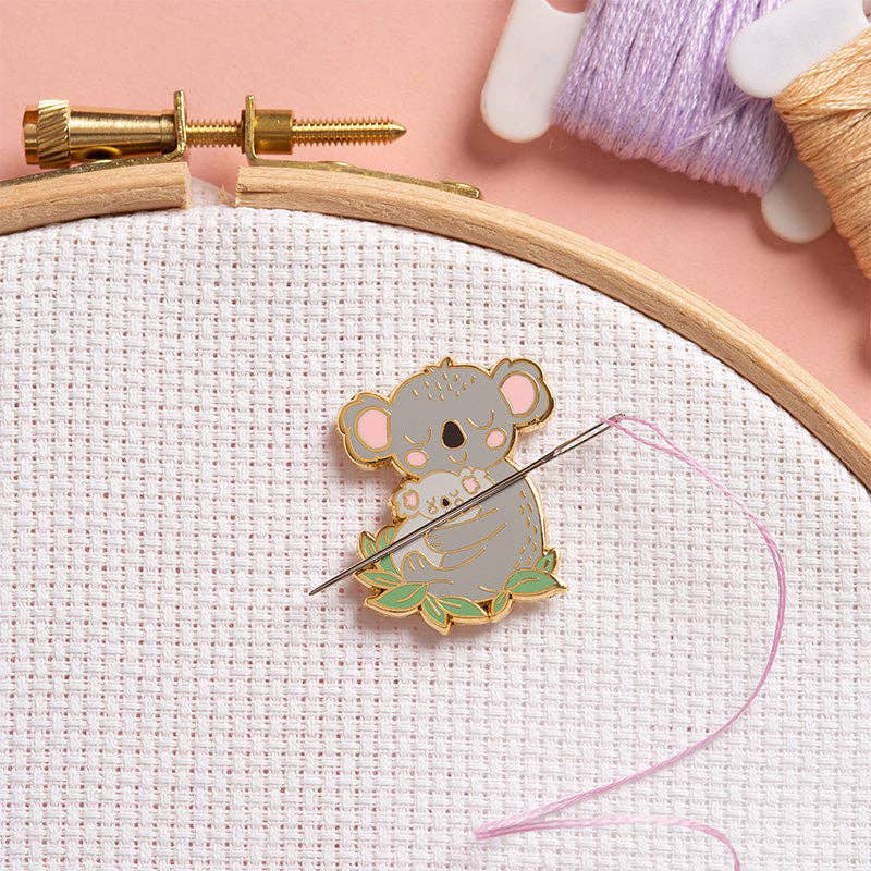 Art Cat Cross Stitch Supplies Needle Minder Embroidery Magnetic Needle  Holder Needlework and Embroidery Accessories