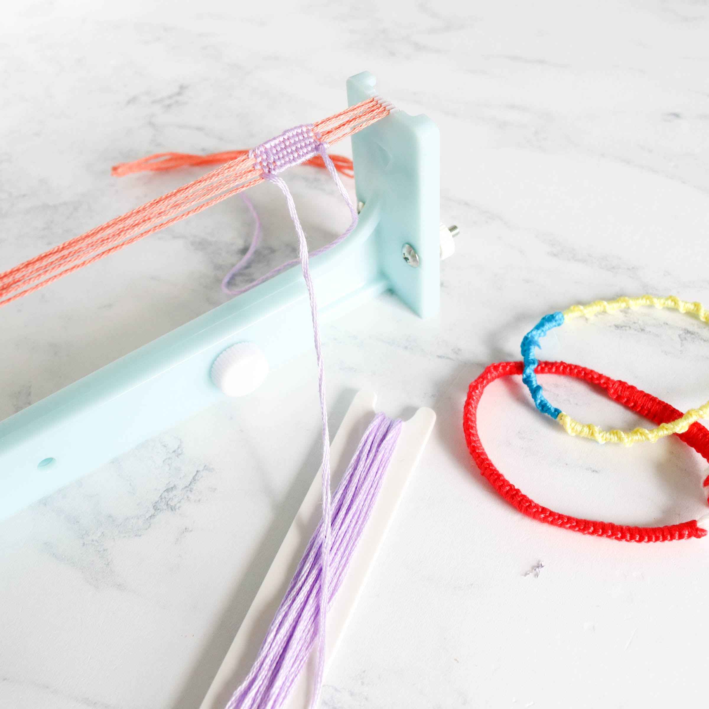 The Digiloom is a new fun weaving toy that lets creativity flow!