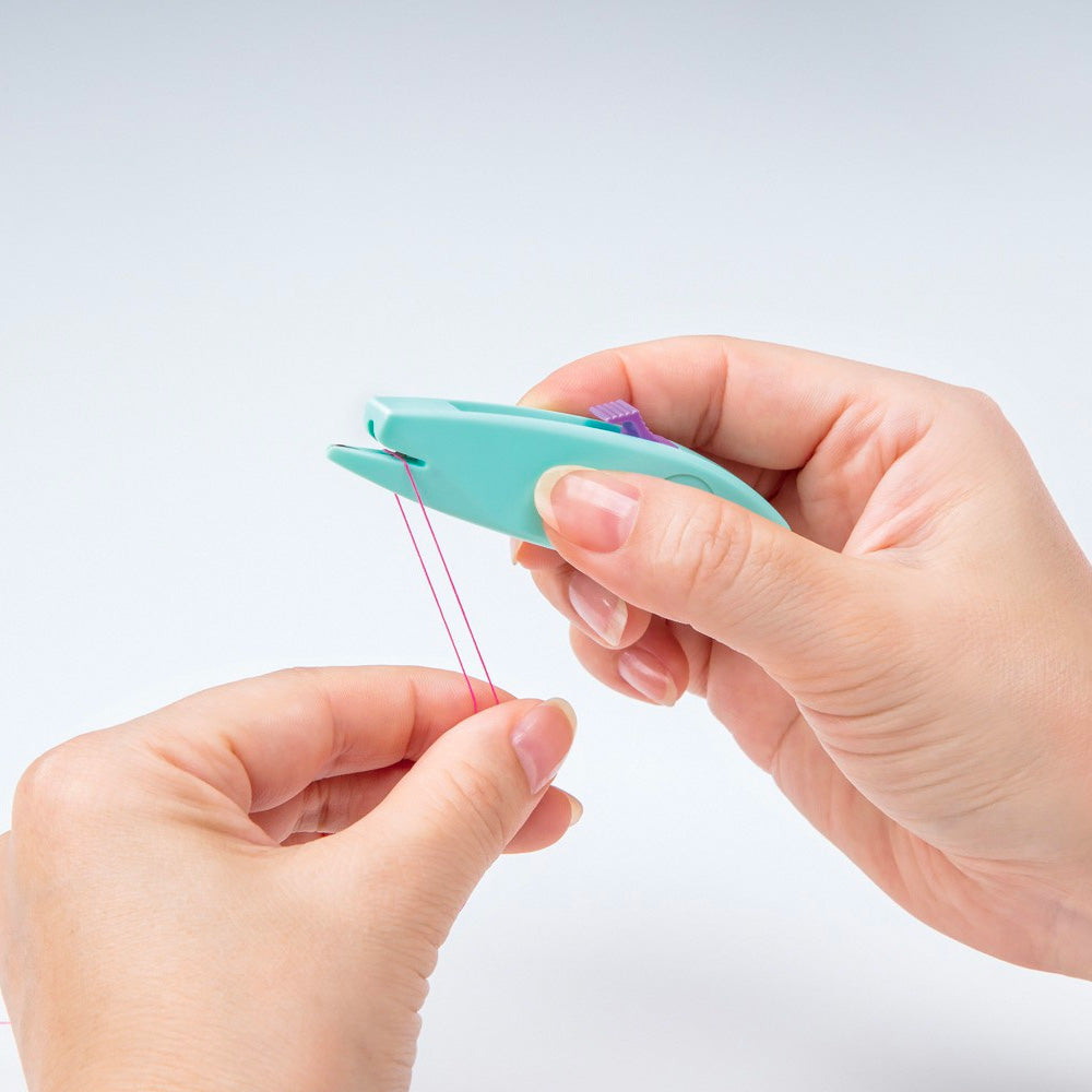 Retractable Seam Ripper and Thread Cutter - Stitched Modern