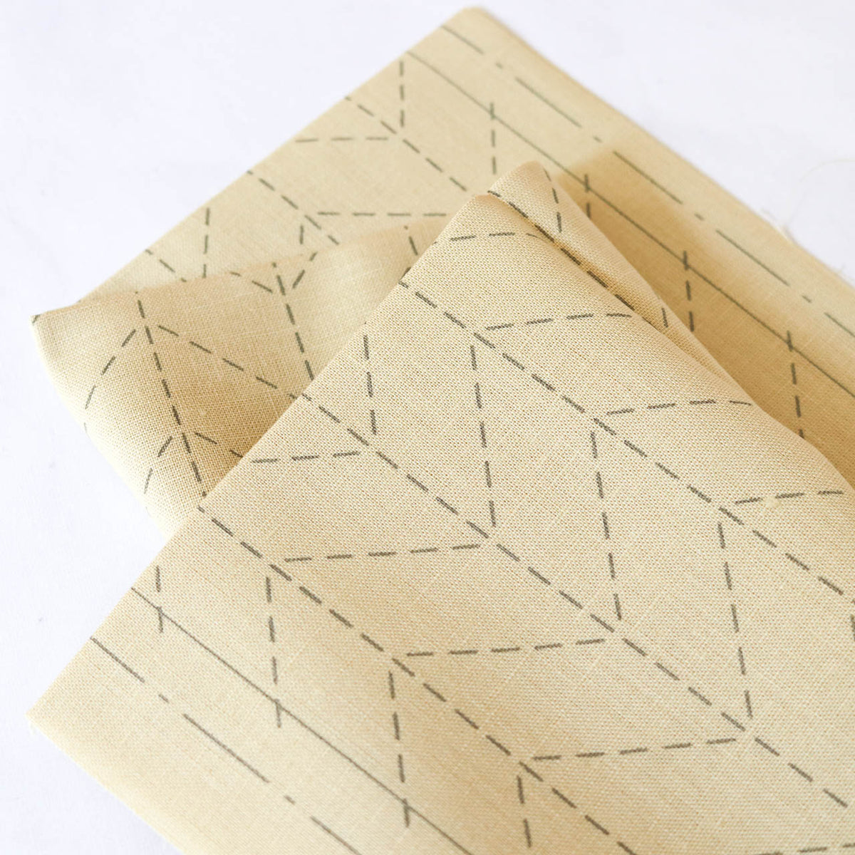 Hidamari Preprinted Sashiko Cloth - Sugiaya (Herringbone)