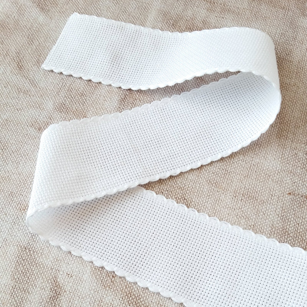 Scallop Edged White Aida Stitching Band - 2 inches