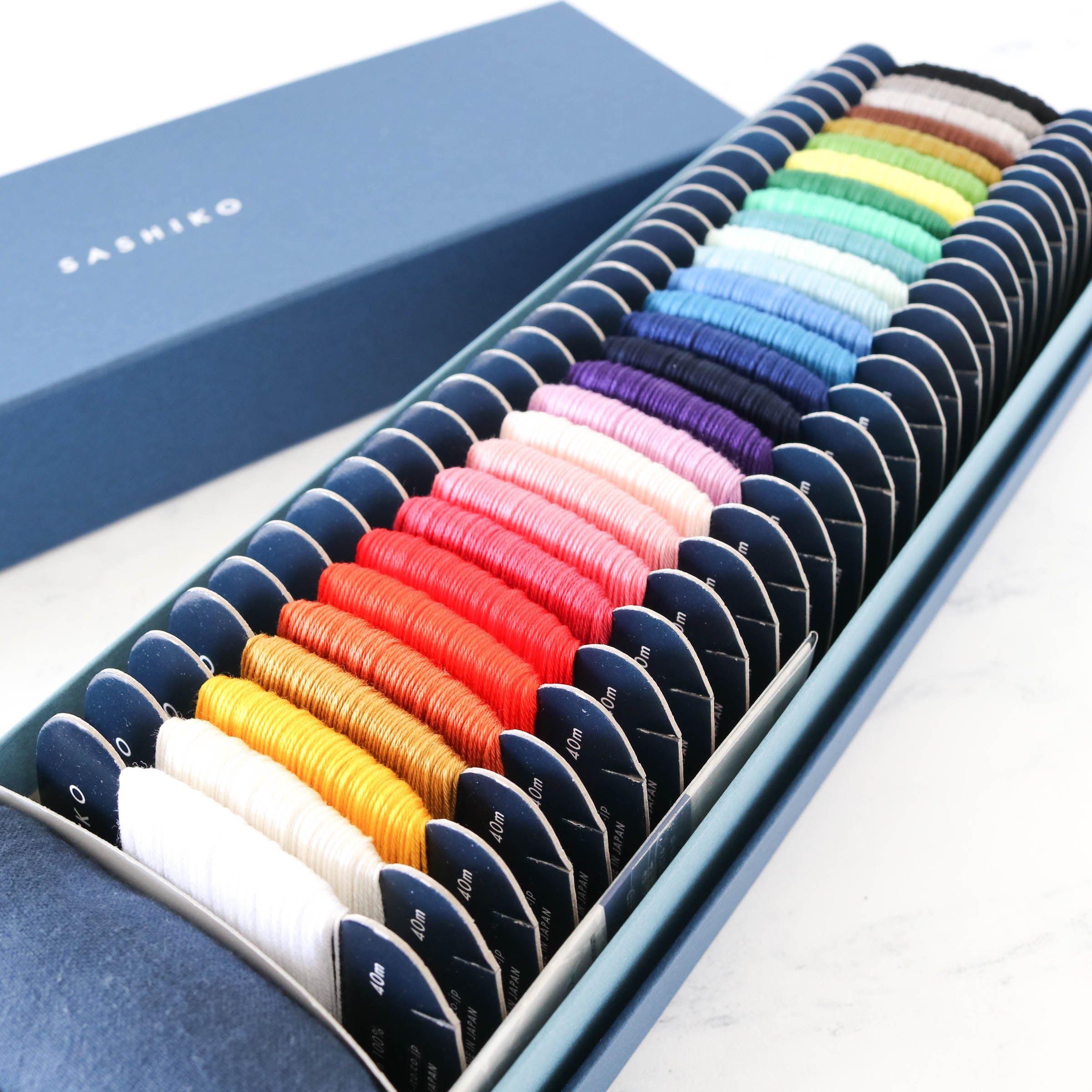 Daruma 29-color sashiko gift set