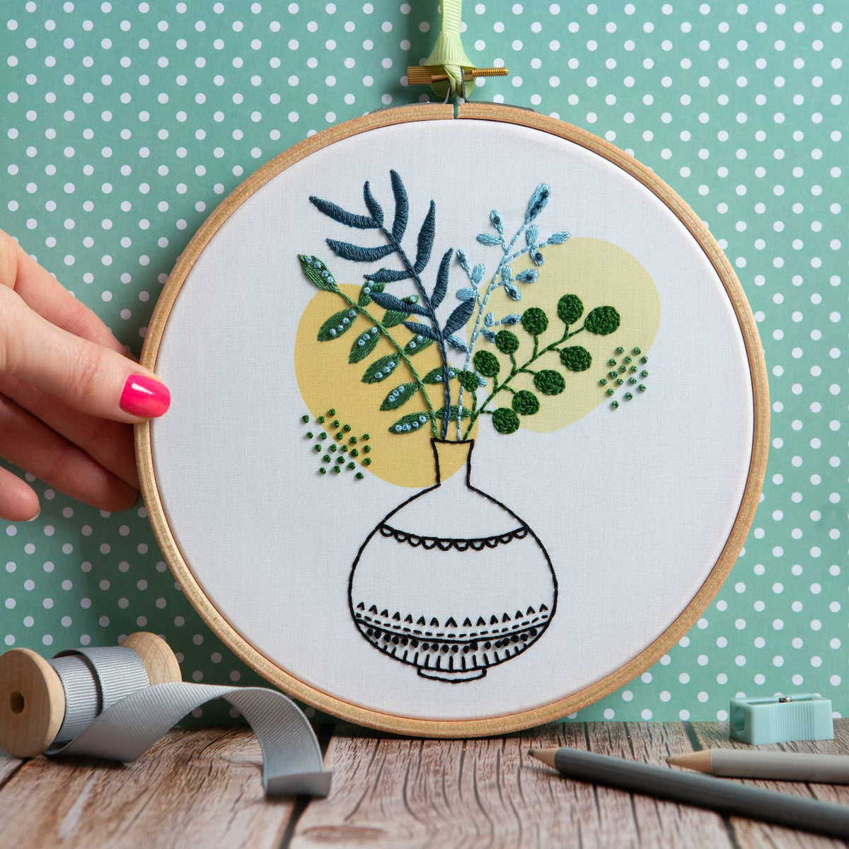 Green Fingers Hand Embroidery Kit