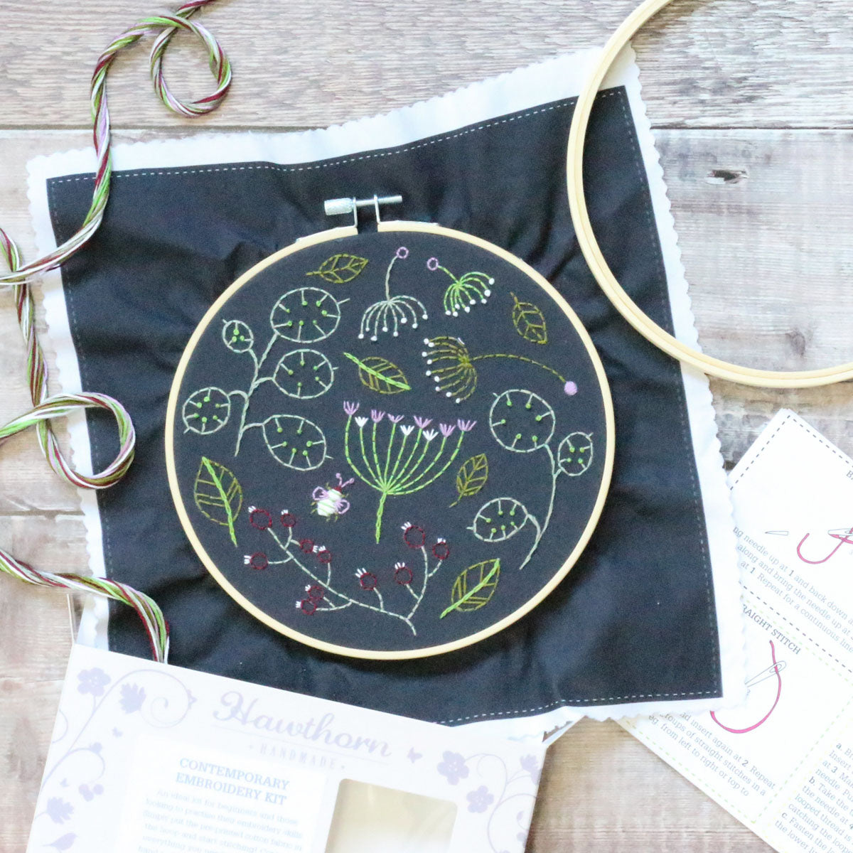 Black Canvas Tote Bag Embroidery Kit,Flowers Art Pattern,Cross Stitch Kits,  Including Stamped Embroidery Bag with Hoops,Needle, Instruction Manual and