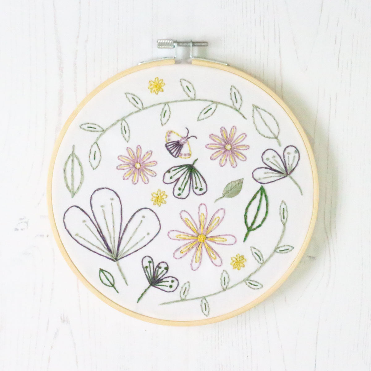 Meadow Flower Embroidery Kit – The Make Arcade