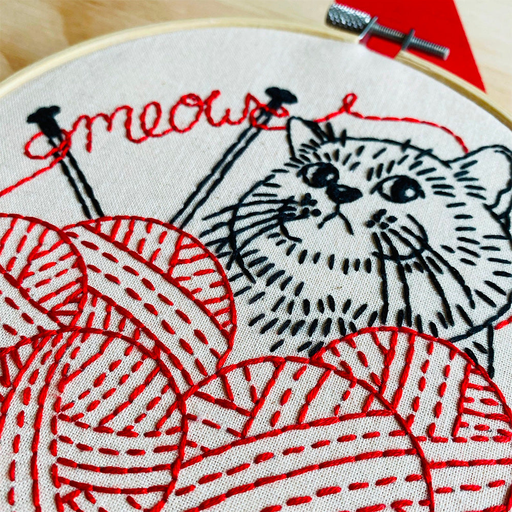 Knittin&#39; Kitten Hand Embroidery Kit