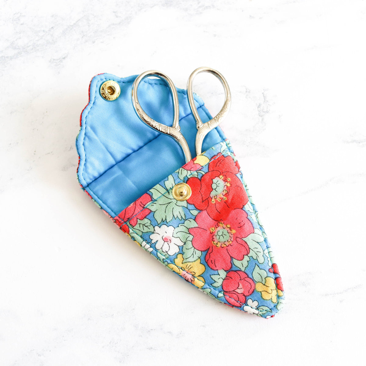 Liberty of London Embroidery Scissors and Sheath - Cosmo Flower-Stitched Modern