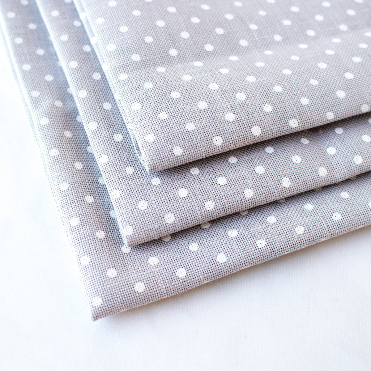 Gray/White Polka Dot Linen Fabric - 32 Count