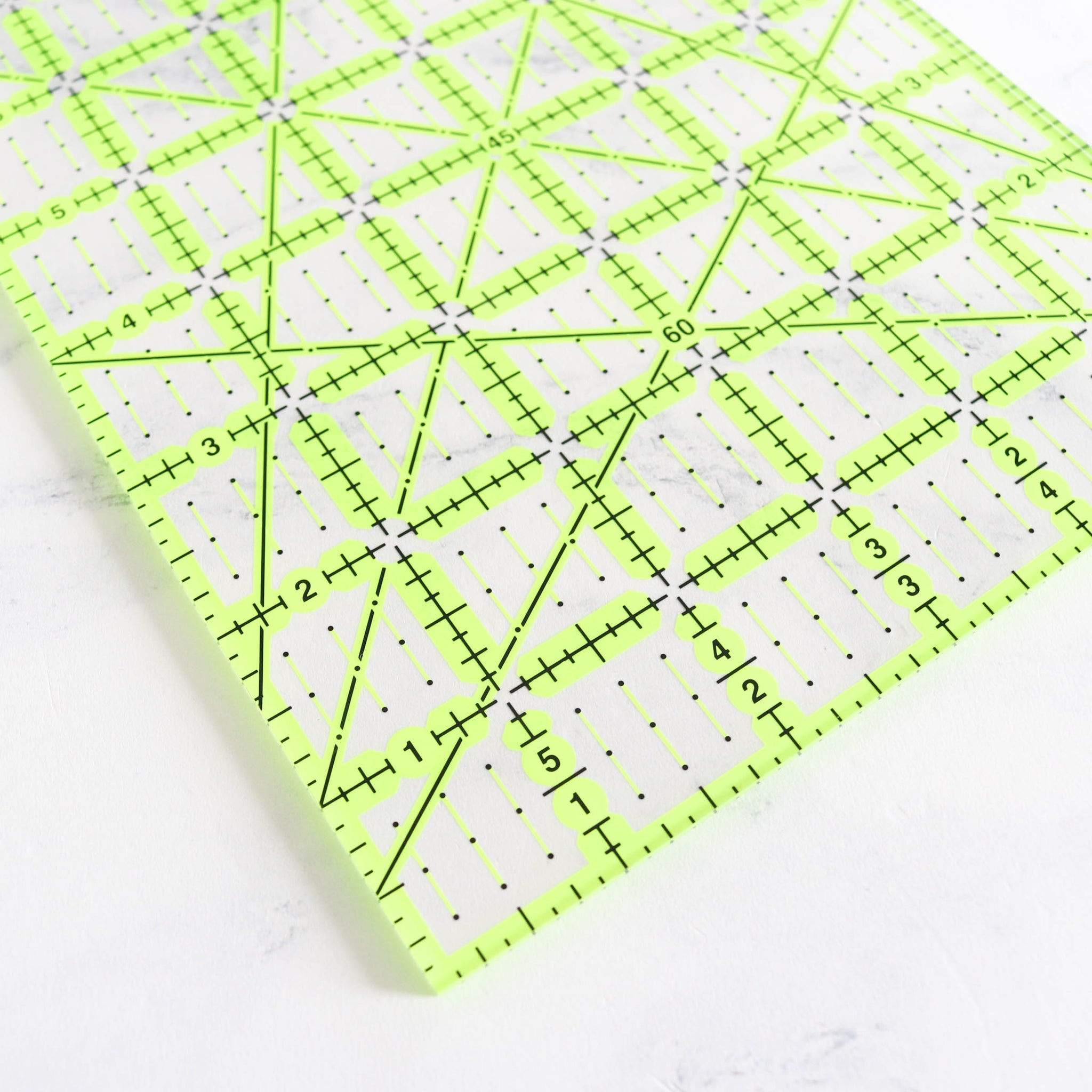 Righello Per Trapuntatura 6 X 12 Pollici - Trasparente, Con Scala In Pollici E Angoli - Foto 7