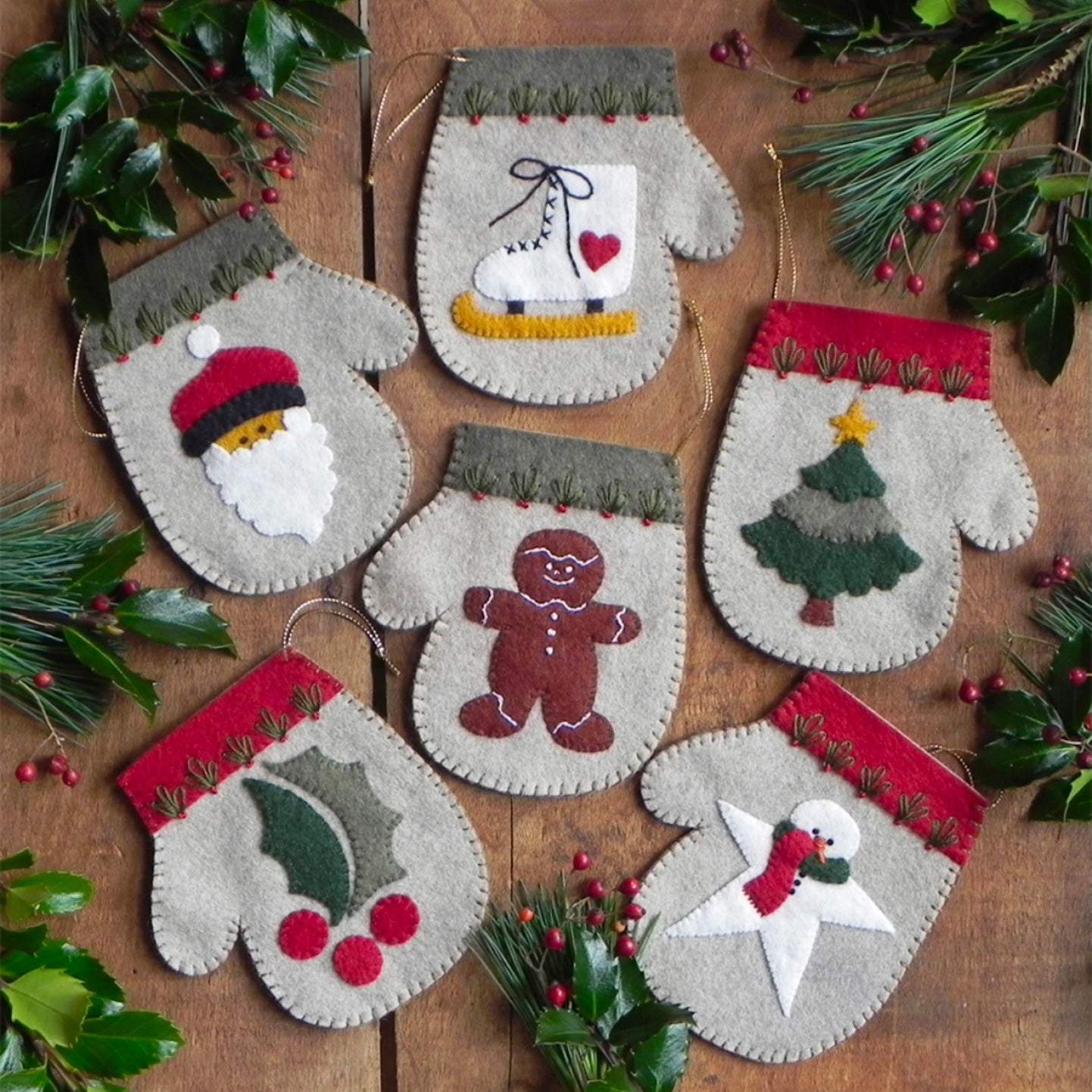 Wool Felt // Christmas // DIY Ornaments, Classic Christmas Felt, Red Felt,  Green Merino Felt Sheets, Felt Stockings, Holiday Felt Fabric 
