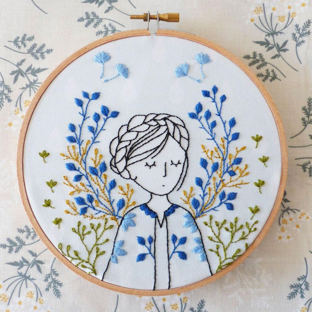 Dreamy Lady Hand Embroidery Kit