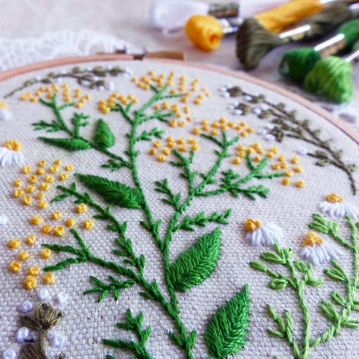 Green Garden Mini Hoop Hand Embroidery Kit