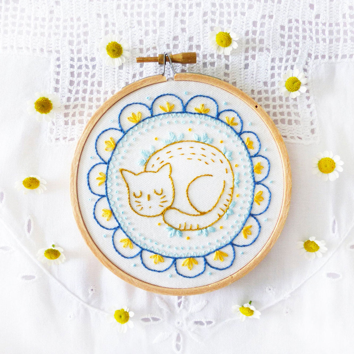 Sleepy Cat Mini Hoop Hand Embroidery Kit