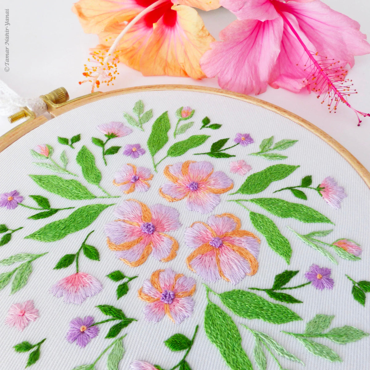 Summer Blooming Hand Embroidery Kit