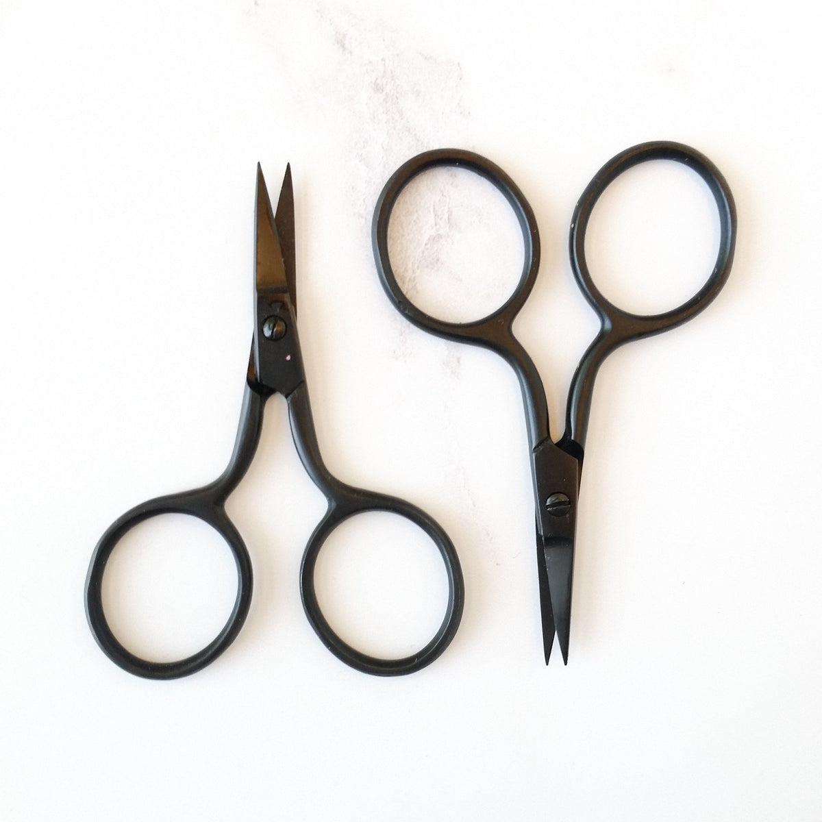 Tiny Snips black embroidery scissors