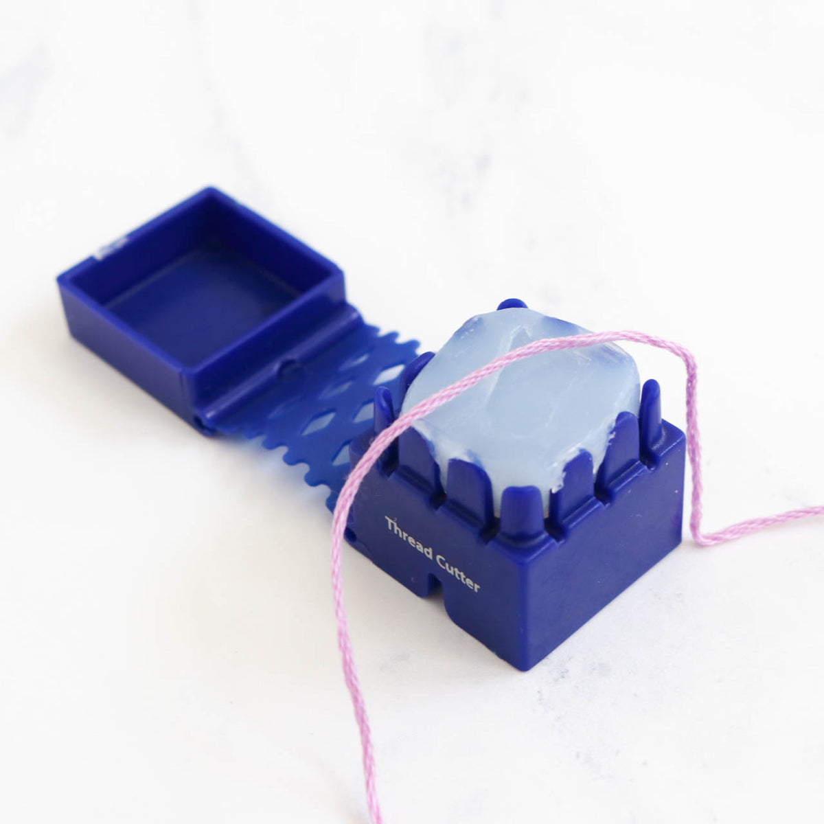 Thread Magic Conditioner with Built-in Thread Cutter - Stitched Modern